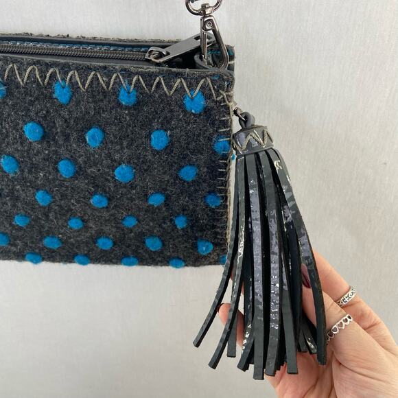 Sondra Roberts Pom Pom Crossbody Felted Purse Wristlet Textured Purse Bag - Picture 2 of 8